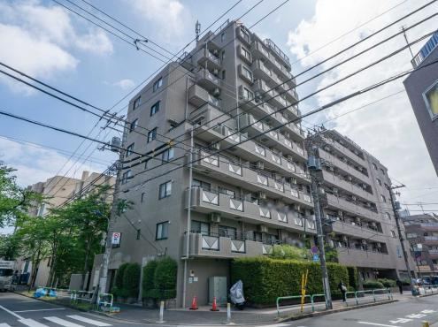 2LDK apartment in Kita Ward, Tokyo - Photo 1
