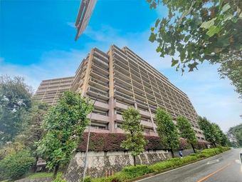 4LDK apartment in Shiki