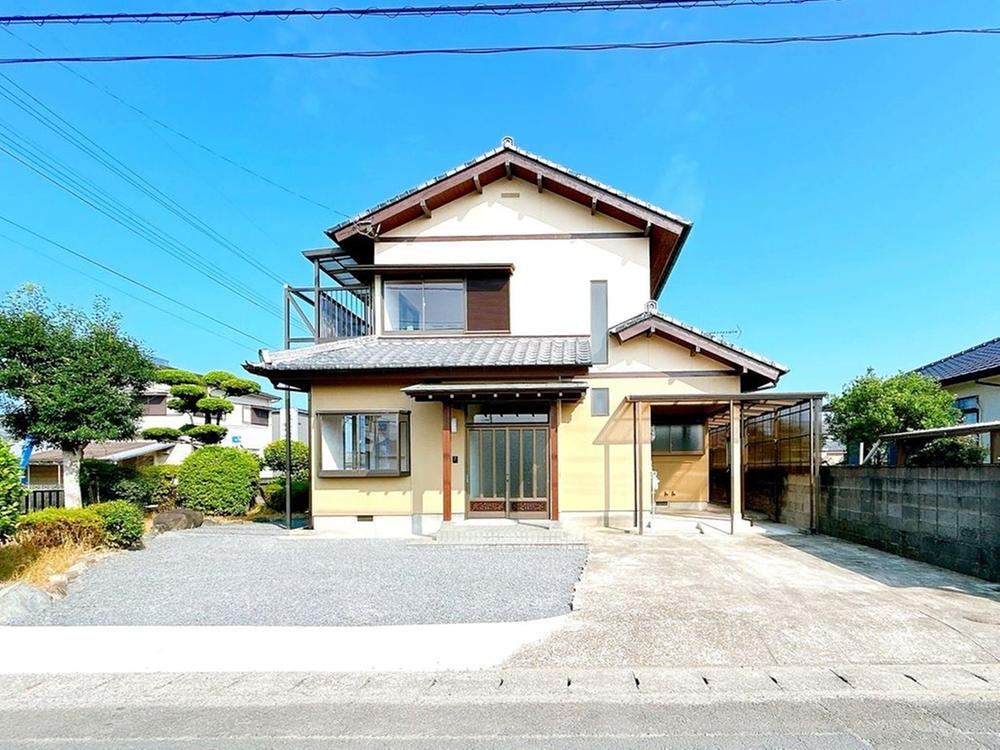 4LDK house in Miyakonojo, Miyazaki - Photo 1