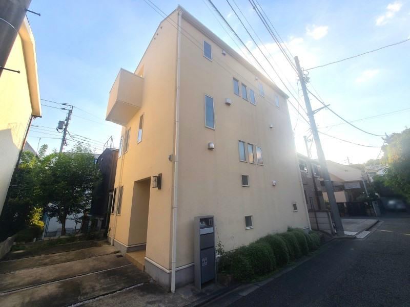 3LDK+S house in Setagaya Ward, Tokyo - Photo 1