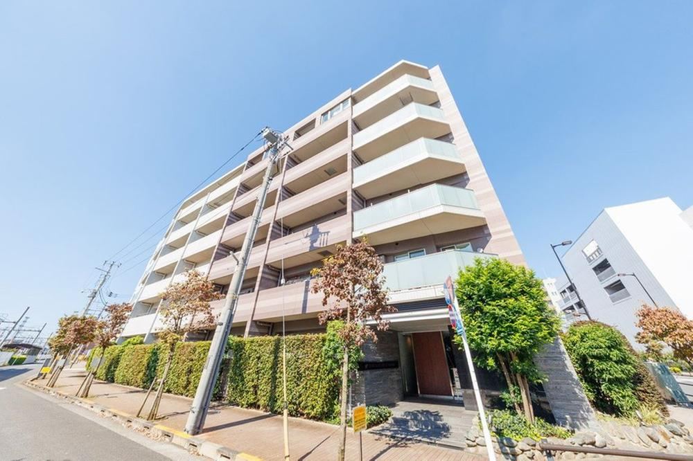 3LDK apartment in Fuchu, Tokyo - Photo 1