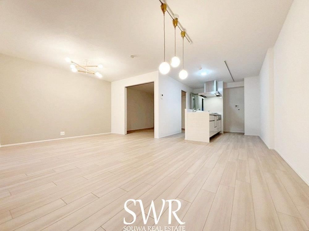 3LDK apartment in Higashi Ward, Nagoya, Aichi - Photo 1