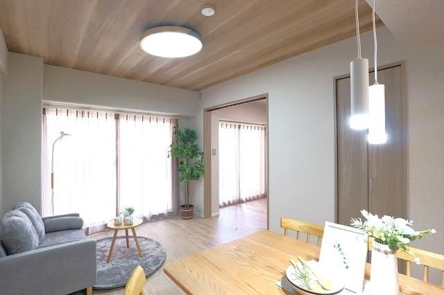 3LDK apartment in Higashinari Ward, Osaka - Photo 1