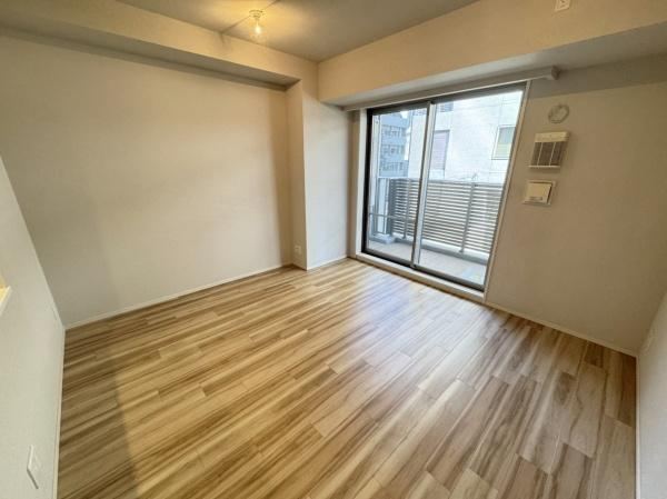 2LDK apartment in Tennoji Ward, Osaka - Photo 1