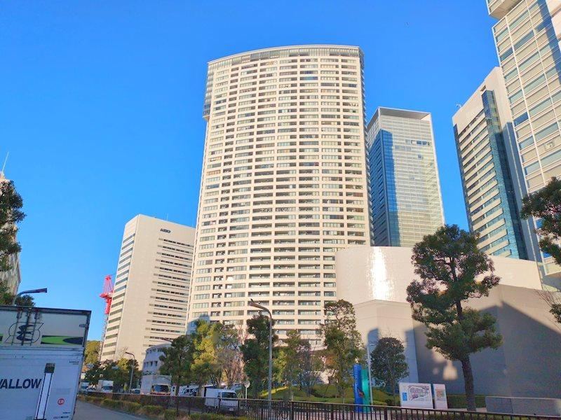 2LDK apartment in Minato Ward, Tokyo - Photo 1
