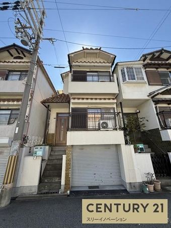 3DK house in Taisho Ward