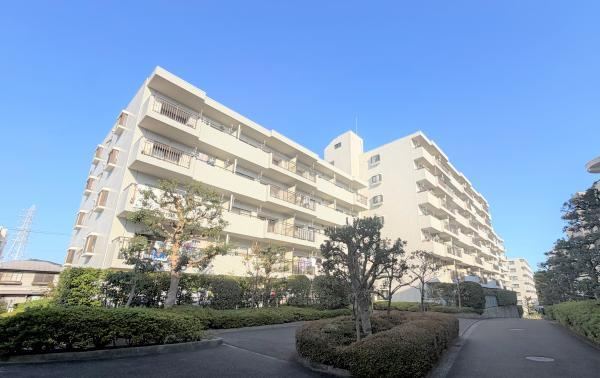 3LDK apartment in Totsuka Ward, Yokohama, Kanagawa - Photo 1