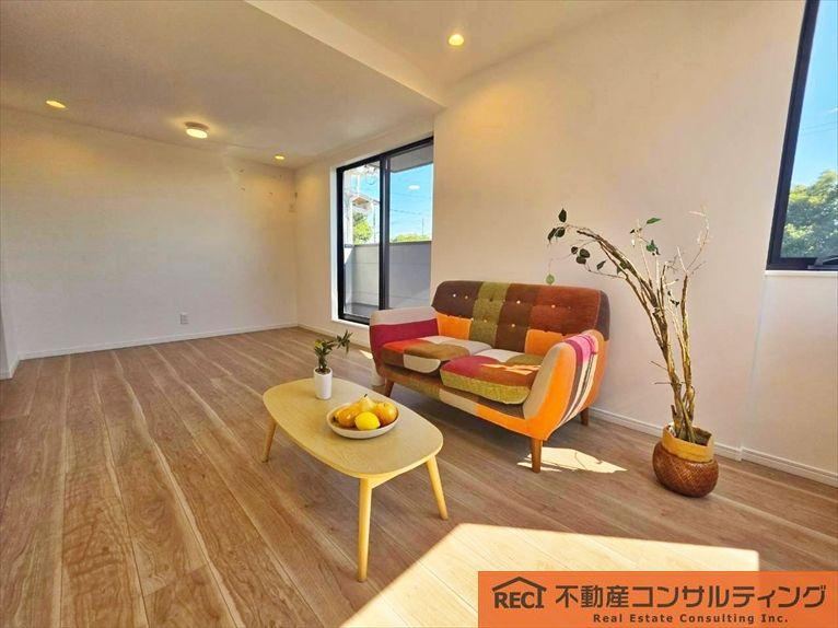 3LDK+S house in Nishinomiya, Hyogo - Photo 1