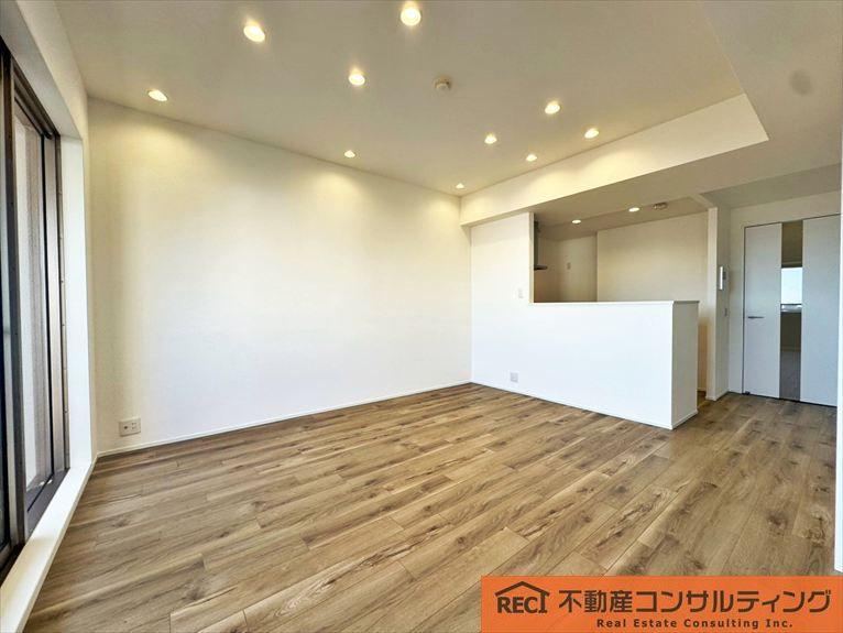 3LDK apartment in Higashinada Ward, Kobe, Hyogo - Photo 1