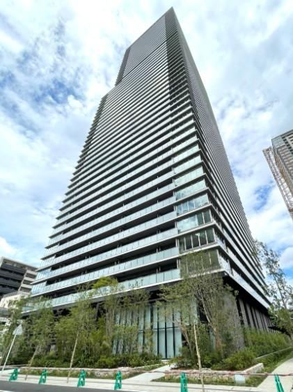 3LDK apartment in Kita Ward, Osaka - Photo 1