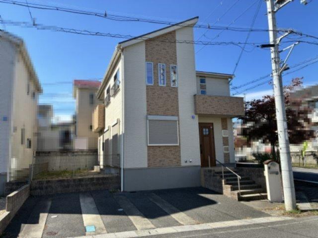 4LDK house in Otsu, Shiga - Photo 1
