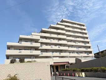 1LDK+S apartment in Izumi