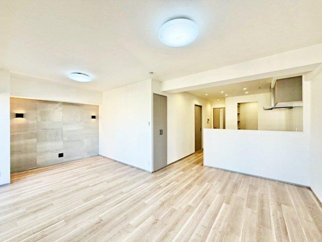 3LDK apartment in Chuo Ward, Osaka - Photo 1