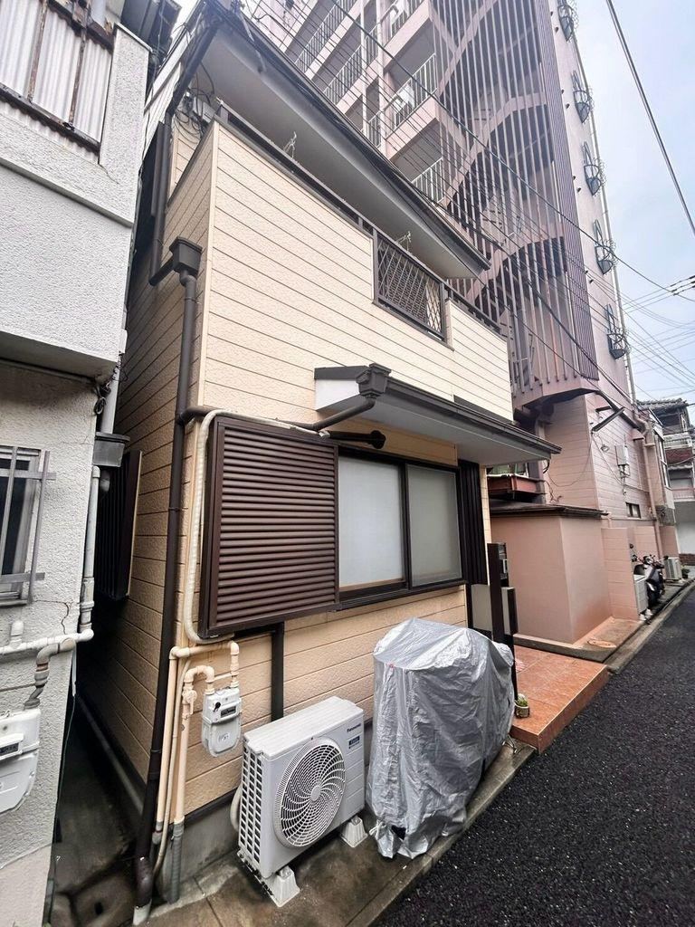 3DK house in Minato Ward, Osaka - Photo 1
