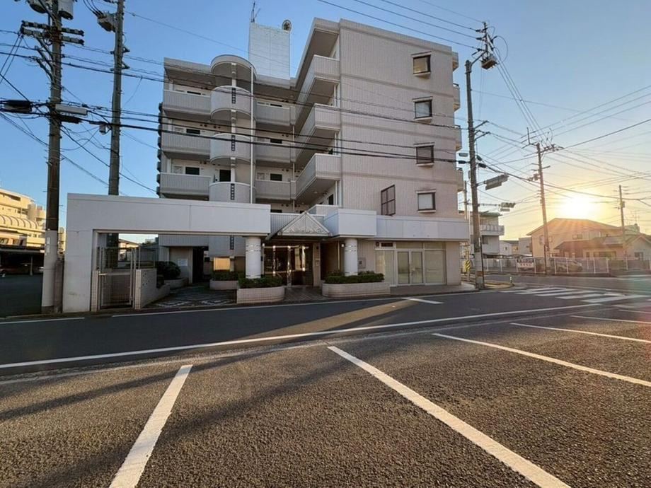 studio apartment in Matsuyama, Ehime - Photo 1