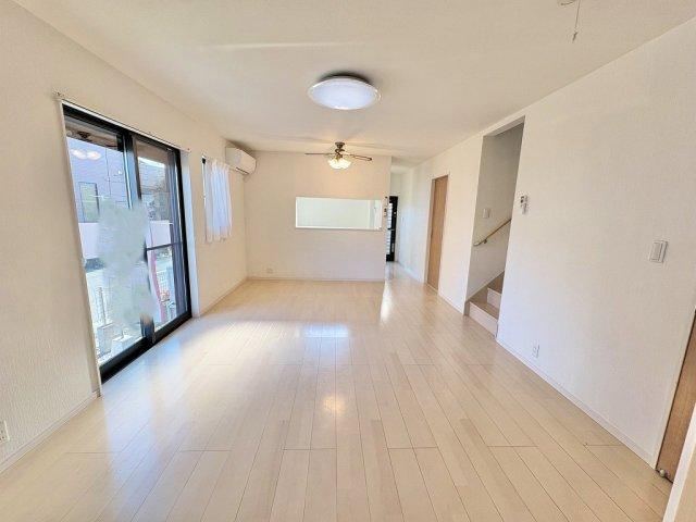 4LDK house in Koshigaya, Saitama - Photo 1