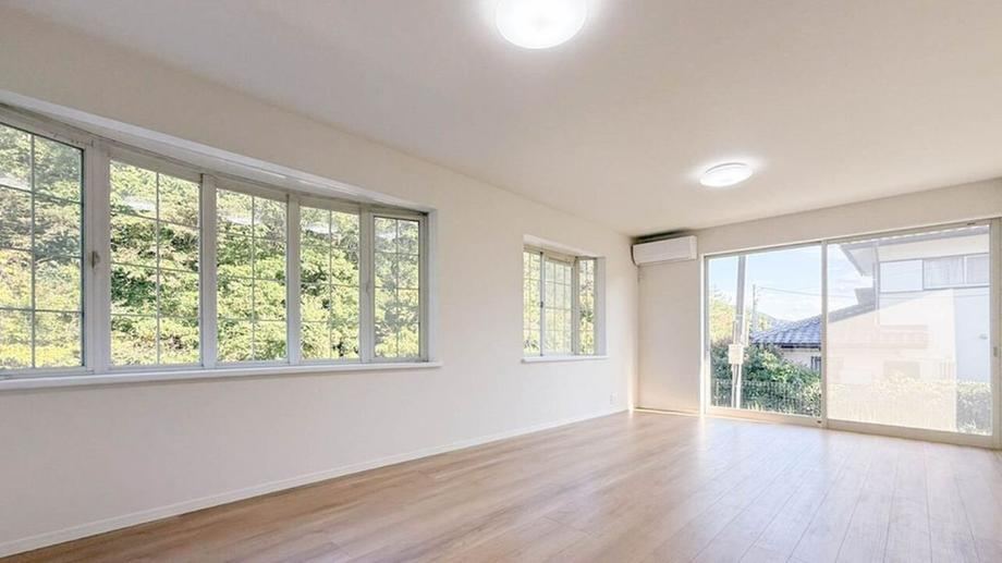4LDK house in Suma Ward, Kobe, Hyogo - Photo 1