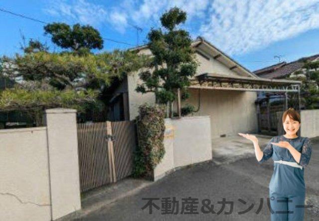5LDK+S house in Matsuyama, Ehime - Photo 1
