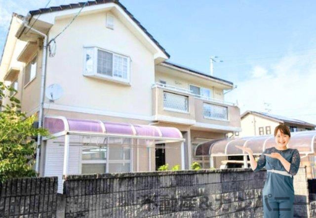 4LDK house in Matsuyama, Ehime - Photo 1