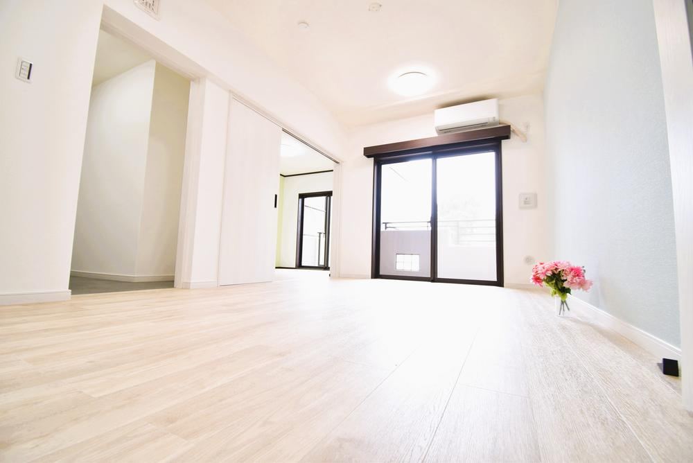3LDK apartment in Totsuka Ward, Yokohama, Kanagawa - Photo 1