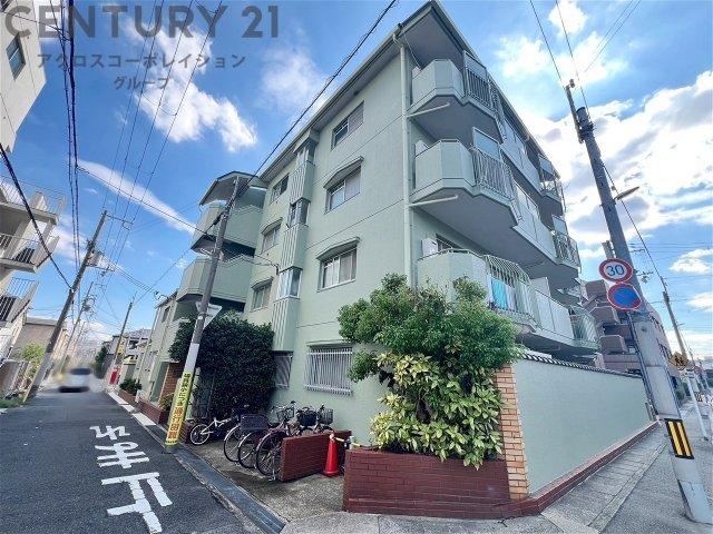 2LDK apartment in Higashinada Ward, Kobe, Hyogo - Photo 1