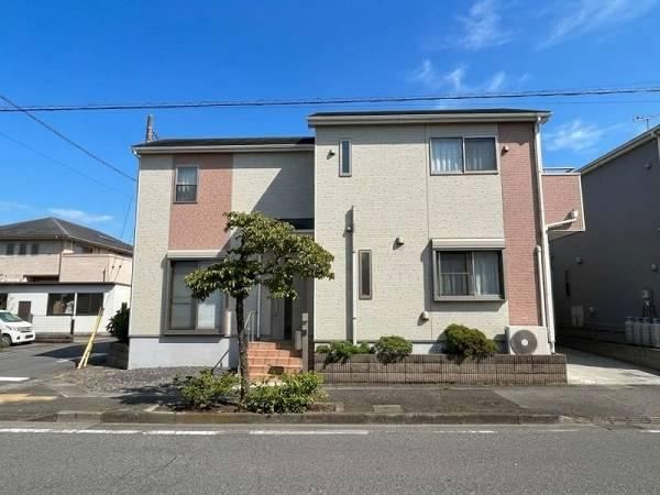 4LDK house in Yashio, Saitama - Photo 1