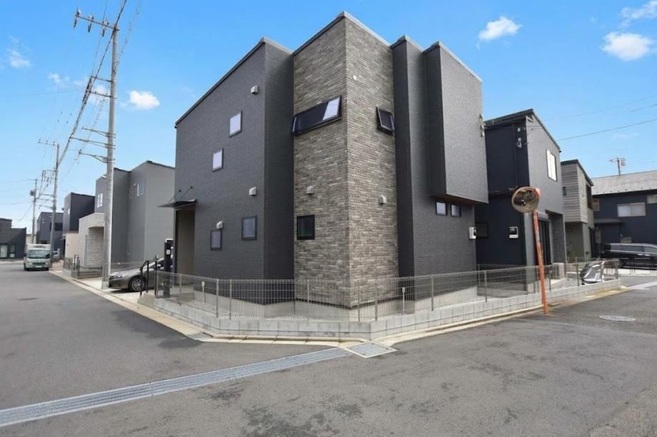3LDK house in Zama, Kanagawa - Photo 1