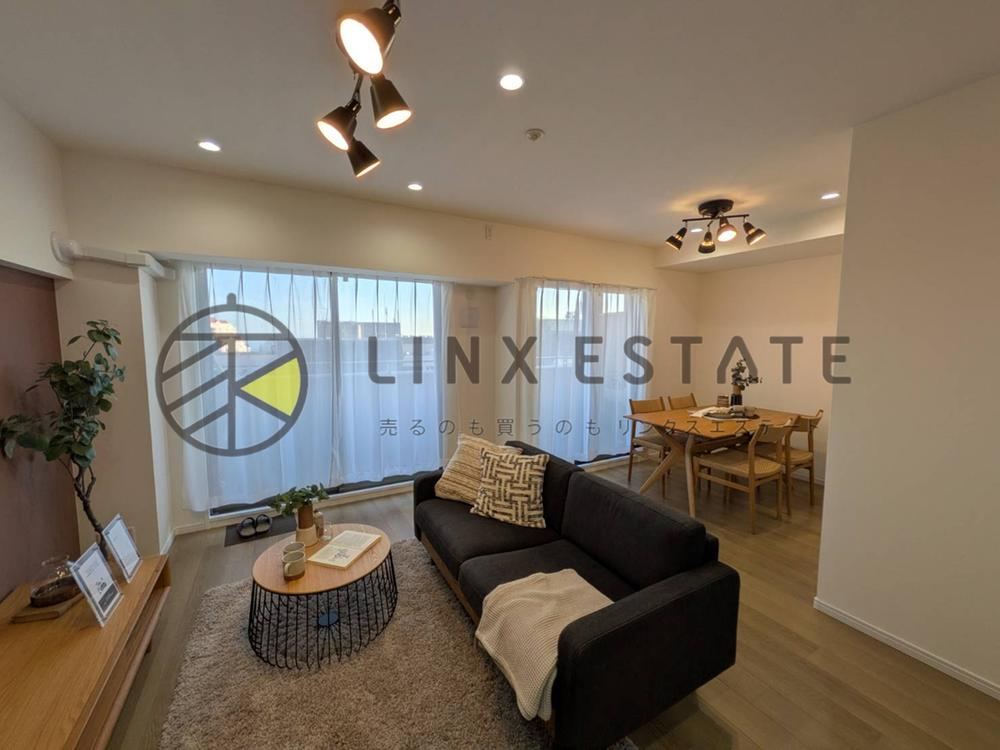 3LDK apartment in Tarumi Ward, Kobe, Hyogo - Photo 1