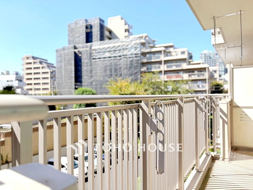 3LDK apartment in Shinjuku Ward, Tokyo - Photo 1