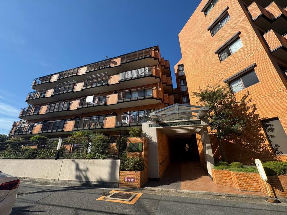3LDK apartment in Nara, Nara - Photo 1