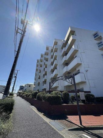 2DK apartment in Hiratsuka