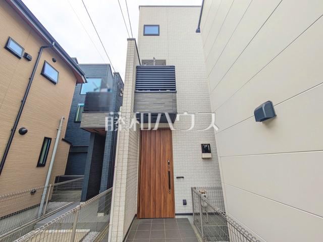 2LDK+S house in Fuchu, Tokyo - Photo 1
