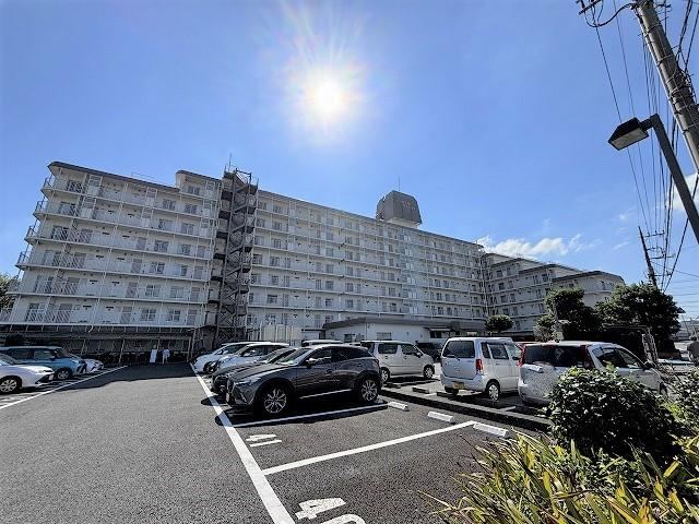 3LDK apartment in Ageo, Saitama - Photo 1