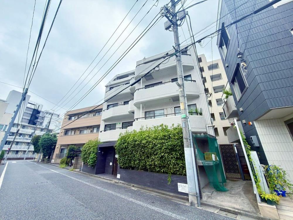 1DK apartment in Nerima Ward, Tokyo - Photo 1
