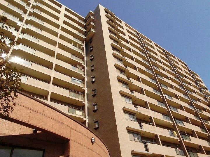 4LDK+S apartment in Suma Ward, Kobe, Hyogo - Photo 1