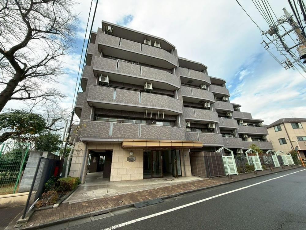 1LDK+S apartment in Itabashi Ward, Tokyo - Photo 1