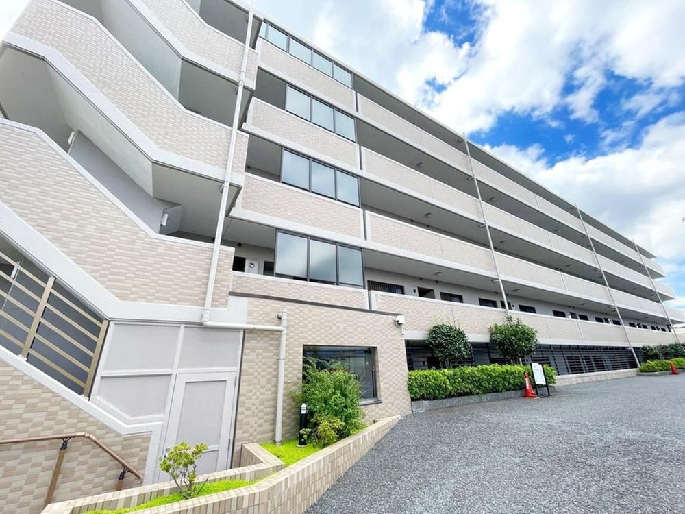 3LDK apartment in Inage Ward, Chiba - Photo 1