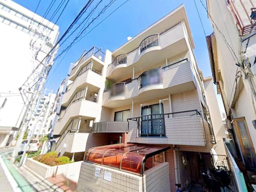 2DK apartment in Arakawa Ward, Tokyo - Photo 1