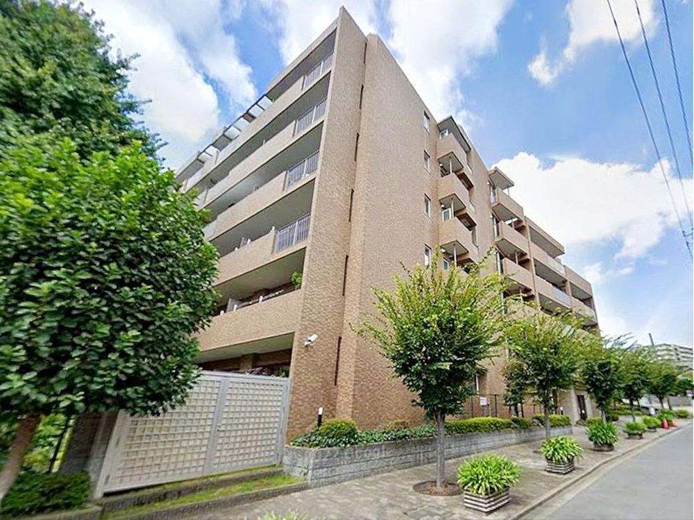 3LDK apartment in Kita Ward, Tokyo - Photo 1