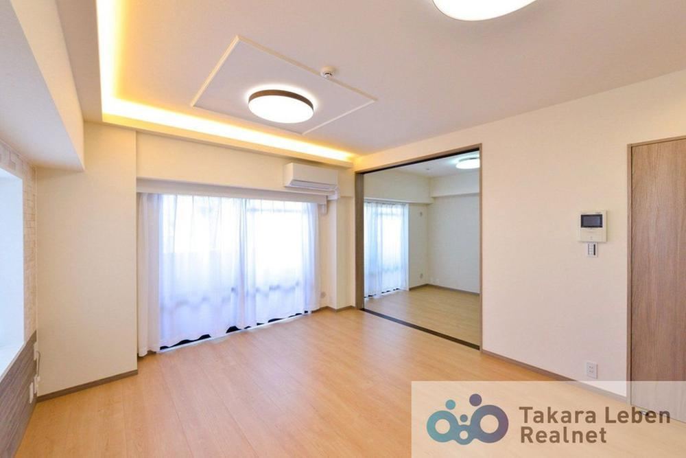 2LDK apartment in Taito Ward, Tokyo - Photo 1