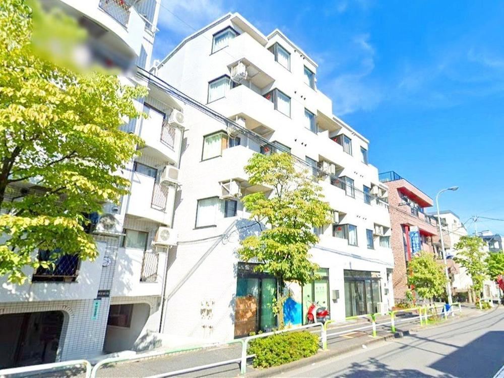 studio apartment in Kita Ward, Tokyo - Photo 1