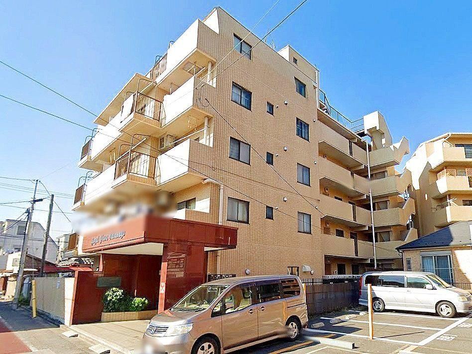 3DK apartment in Katsushika Ward, Tokyo - Photo 1