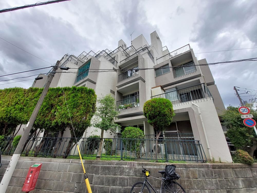 1K apartment in Meguro Ward, Tokyo - Photo 1