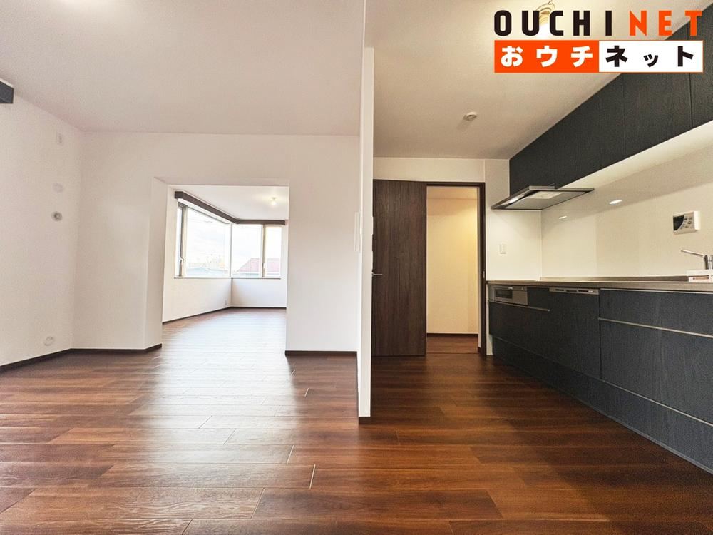 4LDK+S apartment in Toyonaka, Osaka - Photo 1