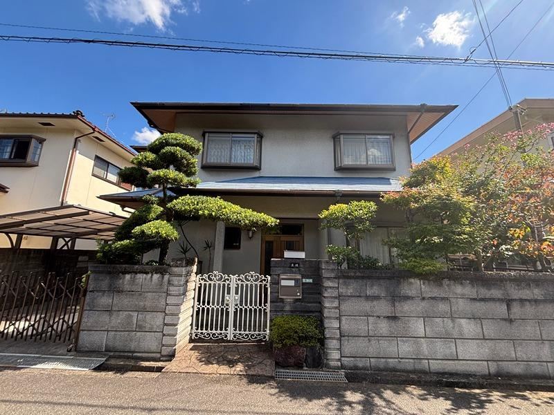 7LDK house in Sango, Ikoma District, Nara - Photo 1