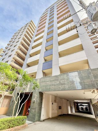 4LDK apartment in Chuo Ward