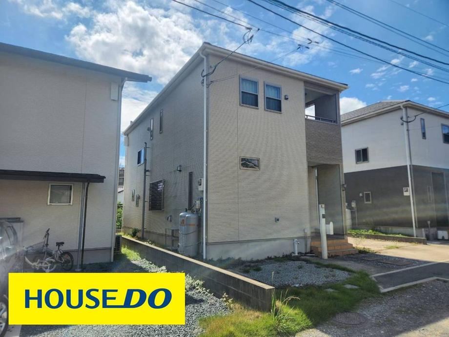 4LDK house in Kurume, Fukuoka - Photo 1