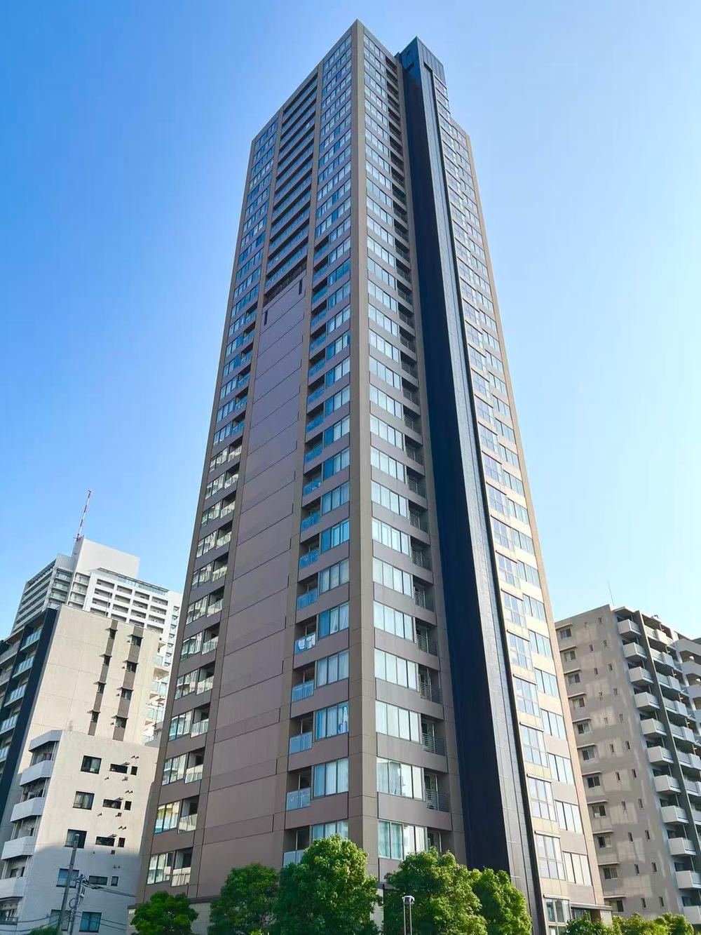 3LDK apartment in Koto Ward, Tokyo - Photo 1