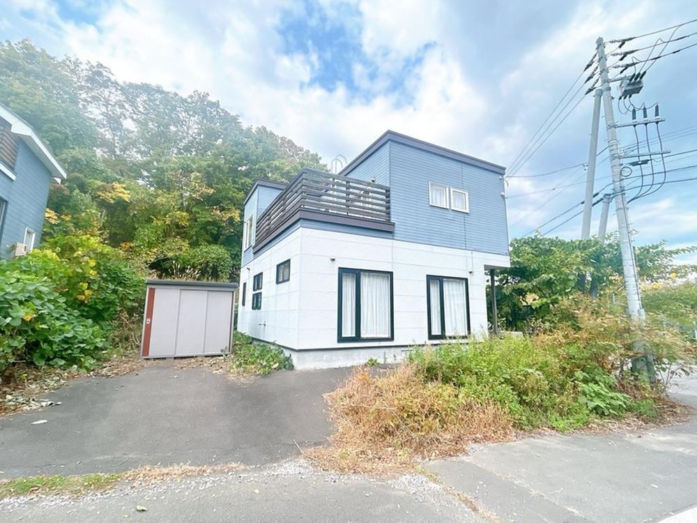 2LDK house in Teine Ward, Sapporo, Hokkaido - Photo 1