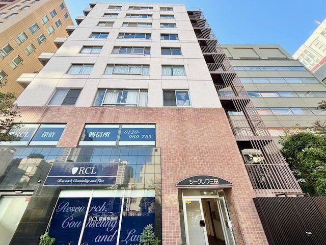 3LDK apartment in Minato Ward, Tokyo - Photo 1